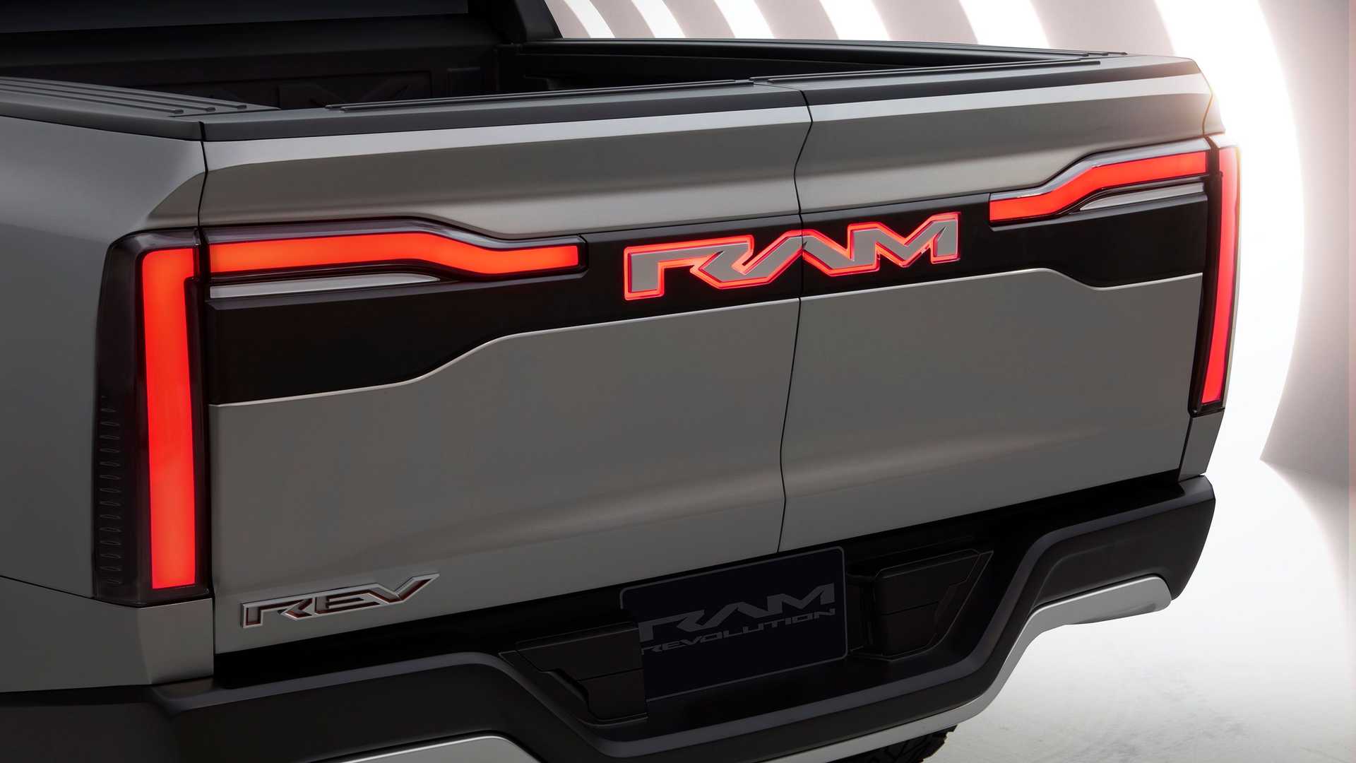 RAM Revolution電動(dòng)皮卡概念車全球首發(fā)